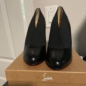 7.5 louboutin pumps